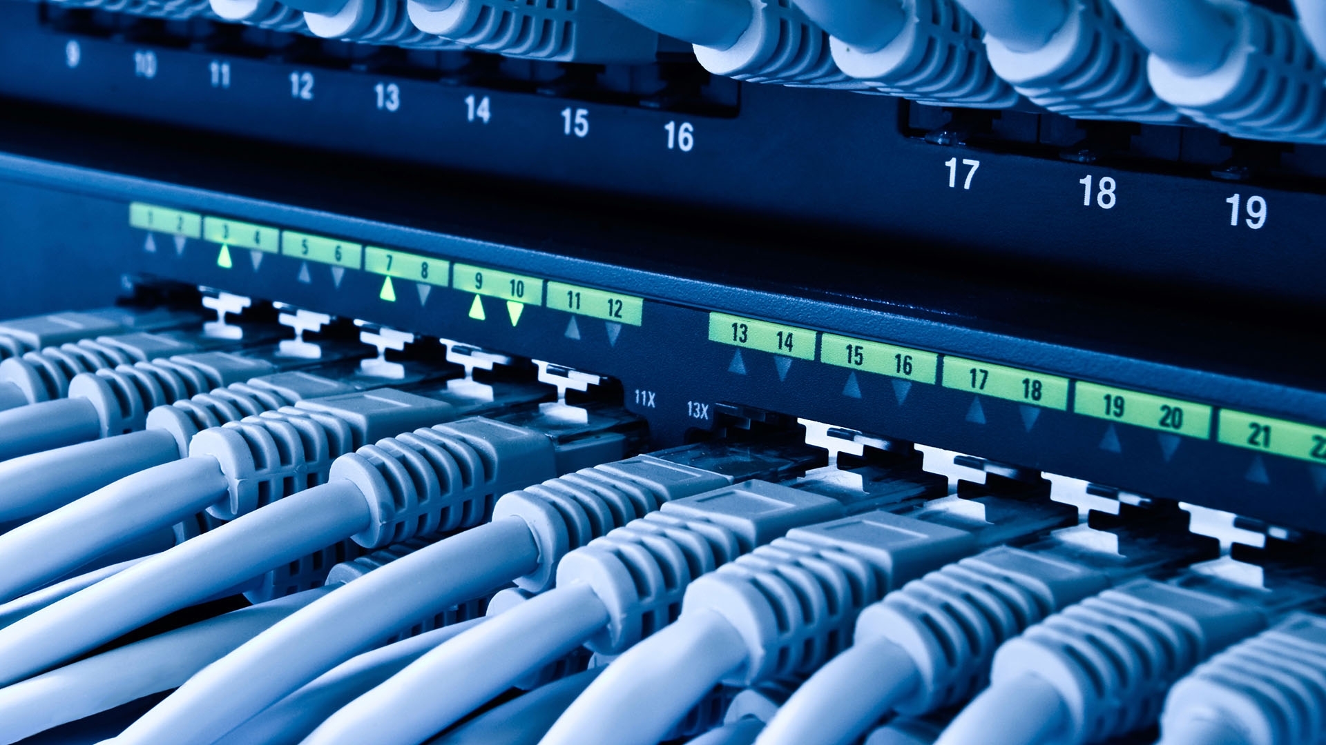 10 Gigabit Ethernet Standards for Optical Fiber Networking